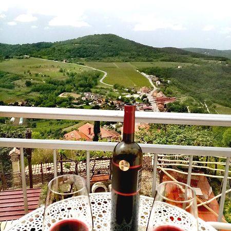 Studio Apartman Bel Vedere Motovun Esterno foto