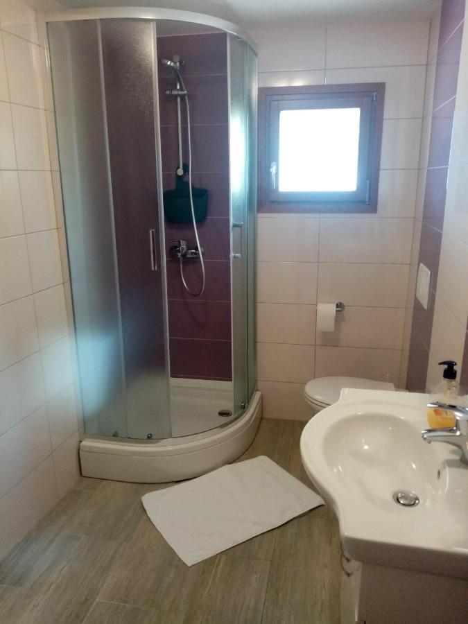 Studio Apartman Bel Vedere Motovun Esterno foto