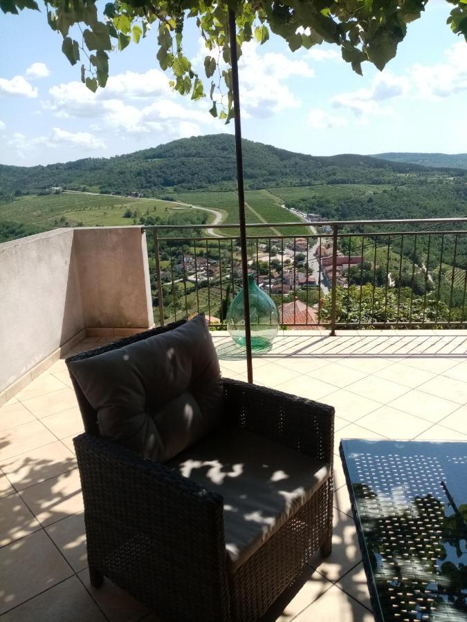 Studio Apartman Bel Vedere Motovun Esterno foto