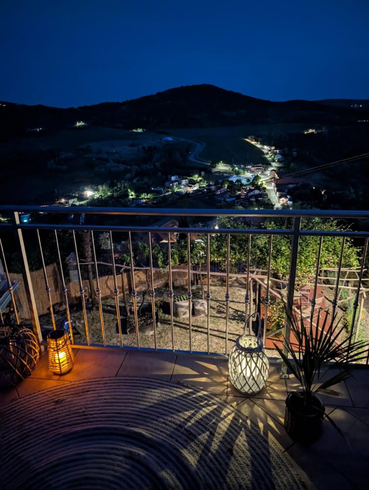 Studio Apartman Bel Vedere Motovun Esterno foto